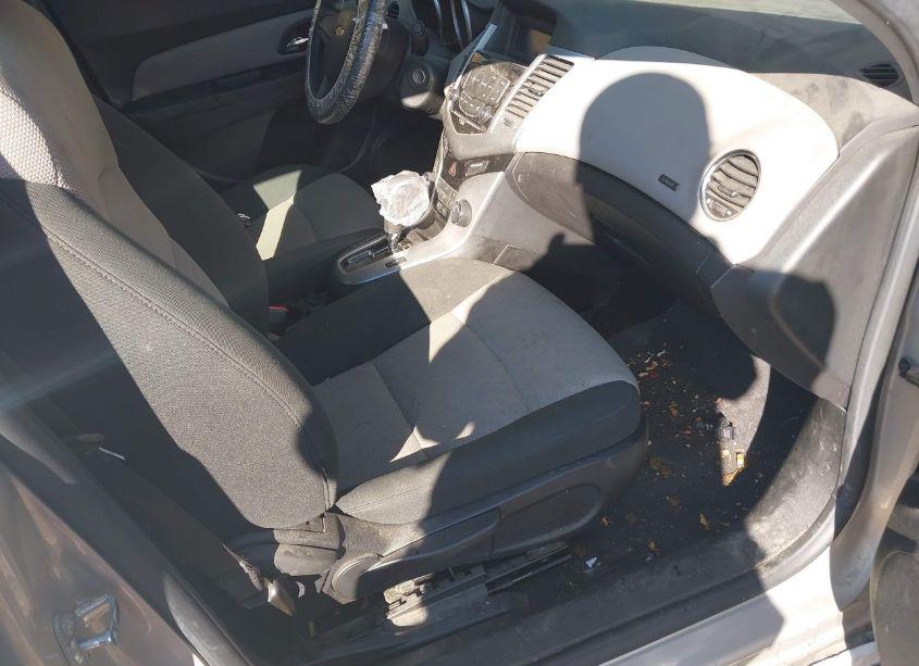 Photo 5 of 2012 Chevrolet Cruze LS (VIN 1G1PC5SH2C7164067)
