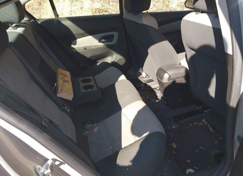 Photo 8 of 2012 Chevrolet Cruze LS (VIN 1G1PC5SH2C7164067)