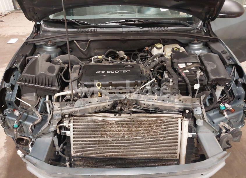 Photo 10 of 2012 Chevrolet Cruze LS (VIN 1G1PC5SH2C7234201)