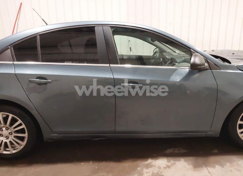 Photo 14 of 2012 Chevrolet Cruze LS (VIN 1G1PC5SH2C7234201)