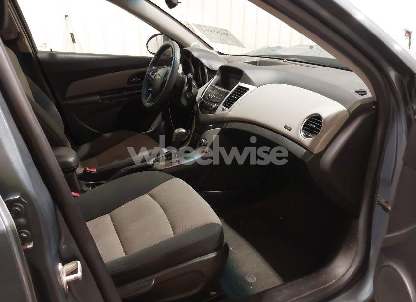Photo 5 of 2012 Chevrolet Cruze LS (VIN 1G1PC5SH2C7234201)
