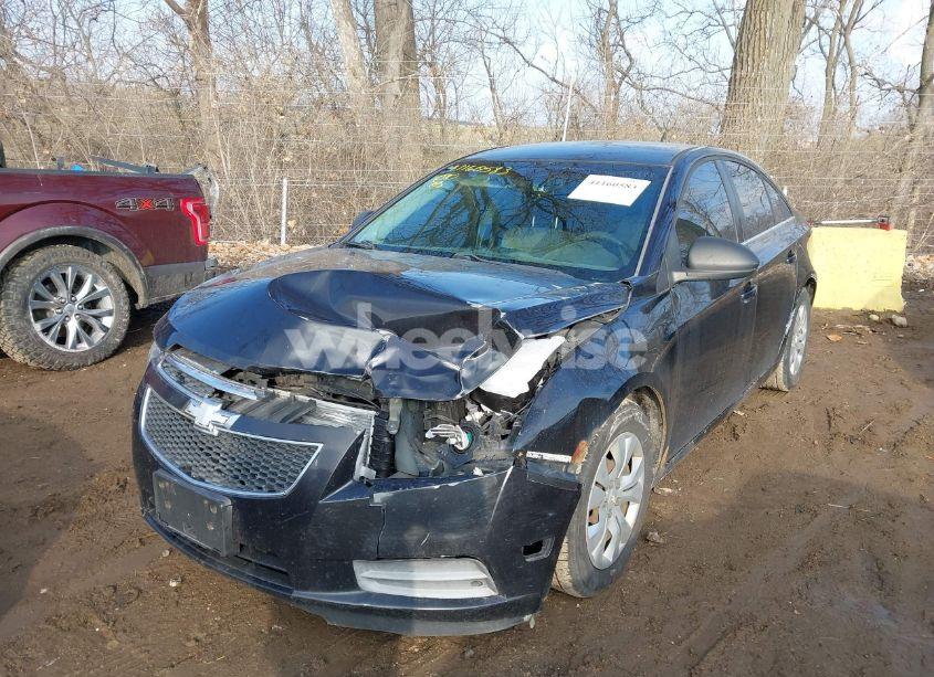 Photo 2 of 2012 Chevrolet Cruze LS (VIN 1G1PC5SH2C7279915)