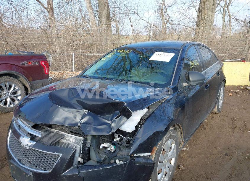 Photo 6 of 2012 Chevrolet Cruze LS (VIN 1G1PC5SH2C7279915)