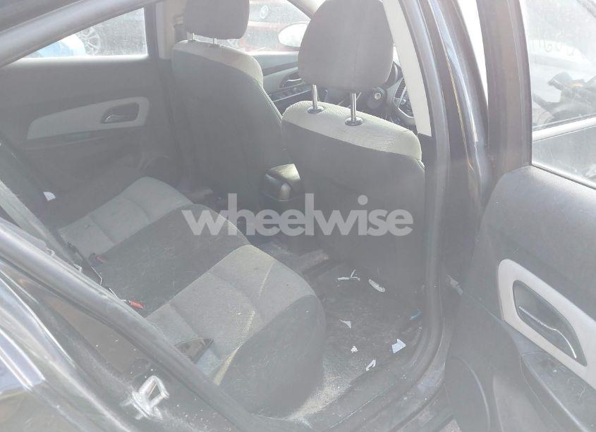Photo 8 of 2012 Chevrolet Cruze LS (VIN 1G1PC5SH2C7279915)