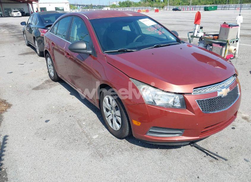 2012 Chevrolet Cruze LS (VIN 1G1PC5SH2C7284600) main photo
