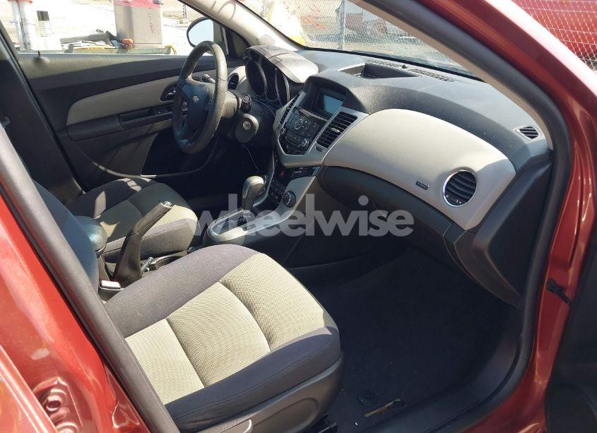 Photo 5 of 2012 Chevrolet Cruze LS (VIN 1G1PC5SH2C7284600)