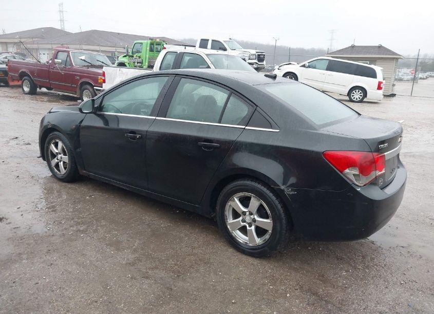 Photo 3 of 2012 Chevrolet Cruze LS (VIN 1G1PC5SH2C7340566)