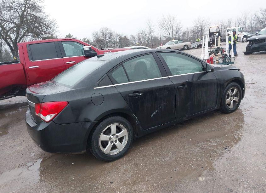 Photo 4 of 2012 Chevrolet Cruze LS (VIN 1G1PC5SH2C7340566)