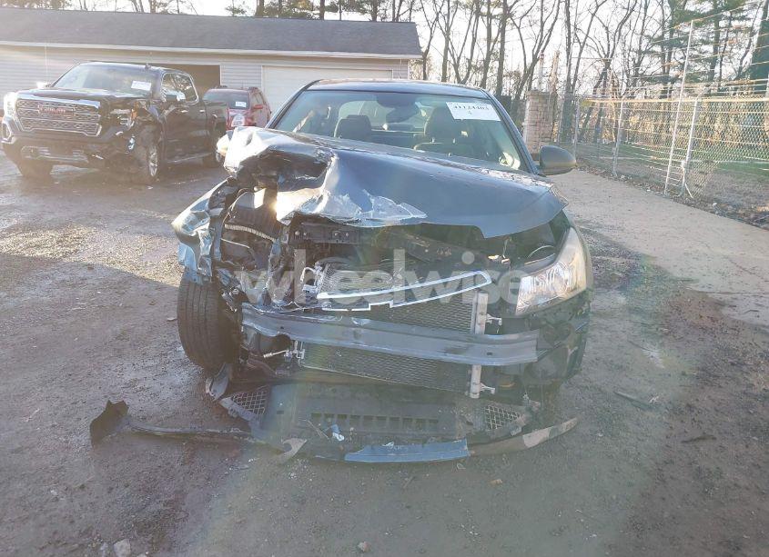 Photo 13 of 2012 Chevrolet Cruze LS (VIN 1G1PC5SH2C7358775)