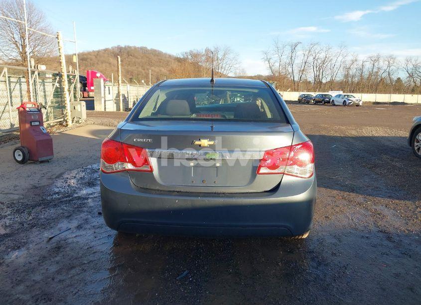 Photo 17 of 2012 Chevrolet Cruze LS (VIN 1G1PC5SH2C7358775)