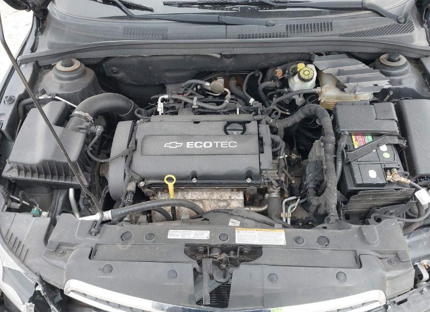 Photo 10 of 2012 Chevrolet Cruze LS (VIN 1G1PC5SH2C7381053)