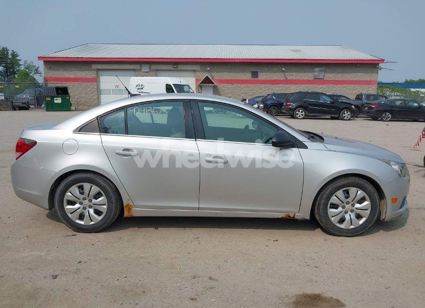 Photo 14 of 2012 Chevrolet Cruze LS (VIN 1G1PC5SH2C7383806)