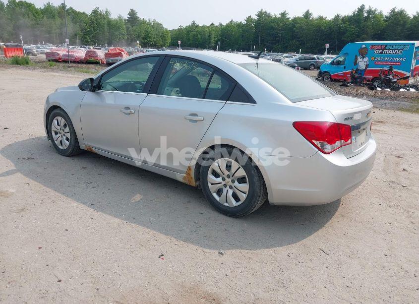 Photo 3 of 2012 Chevrolet Cruze LS (VIN 1G1PC5SH2C7383806)