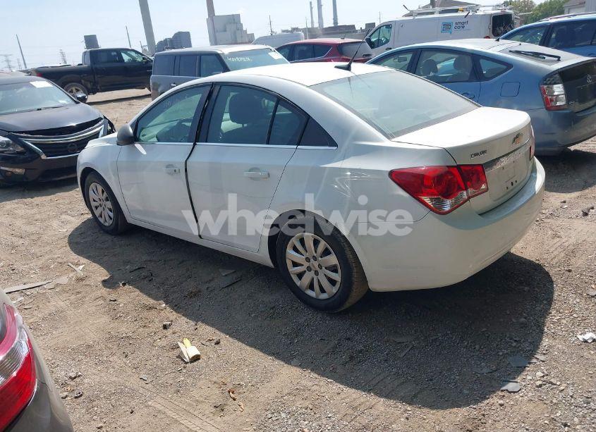 Photo 3 of 2012 Chevrolet Cruze LS (VIN 1G1PC5SH2C7404265)