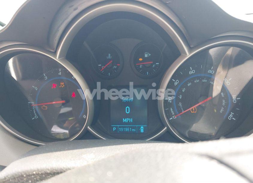 Photo 7 of 2012 Chevrolet Cruze LS (VIN 1G1PC5SH2C7404265)