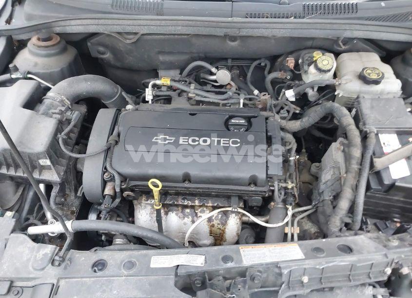 Photo 10 of 2012 Chevrolet Cruze LS (VIN 1G1PC5SH2C7407134)