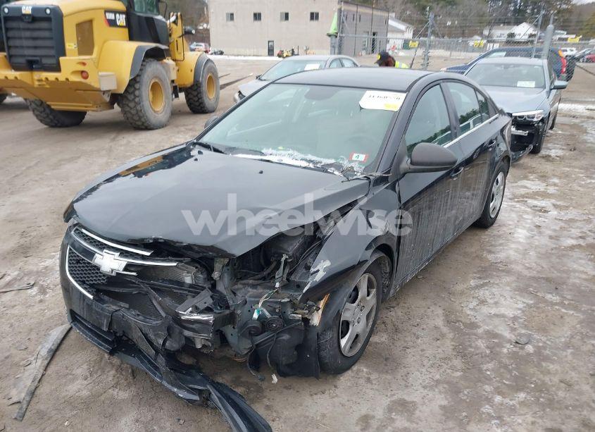 Photo 2 of 2012 Chevrolet Cruze LS (VIN 1G1PC5SH2C7407134)