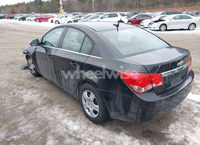 Photo 3 of 2012 Chevrolet Cruze LS (VIN 1G1PC5SH2C7407134)