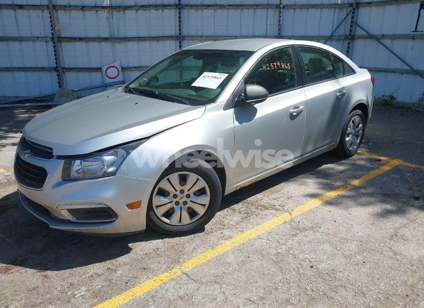 Photo 2 of 2016 Chevrolet Cruze LIMITED LS AUTO (VIN 1G1PC5SH2G7142768)