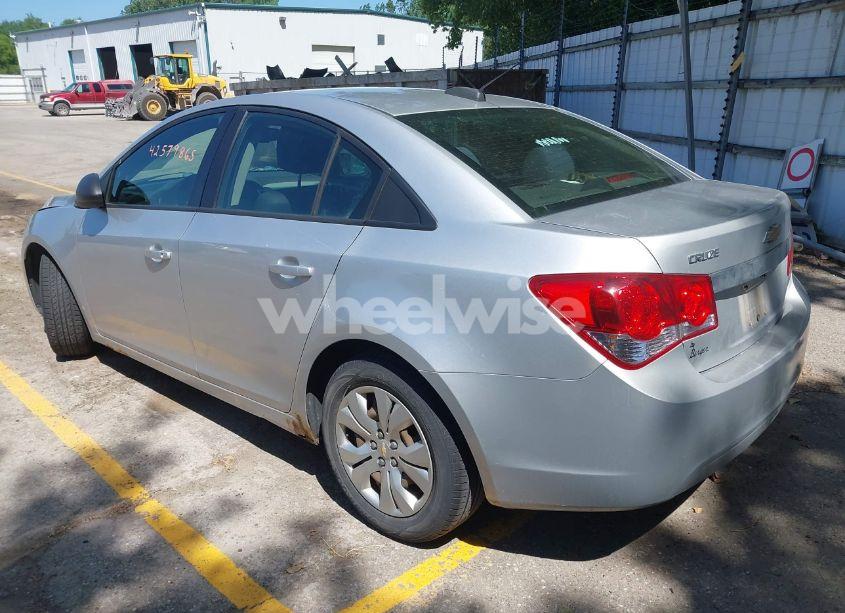 Photo 3 of 2016 Chevrolet Cruze LIMITED LS AUTO (VIN 1G1PC5SH2G7142768)