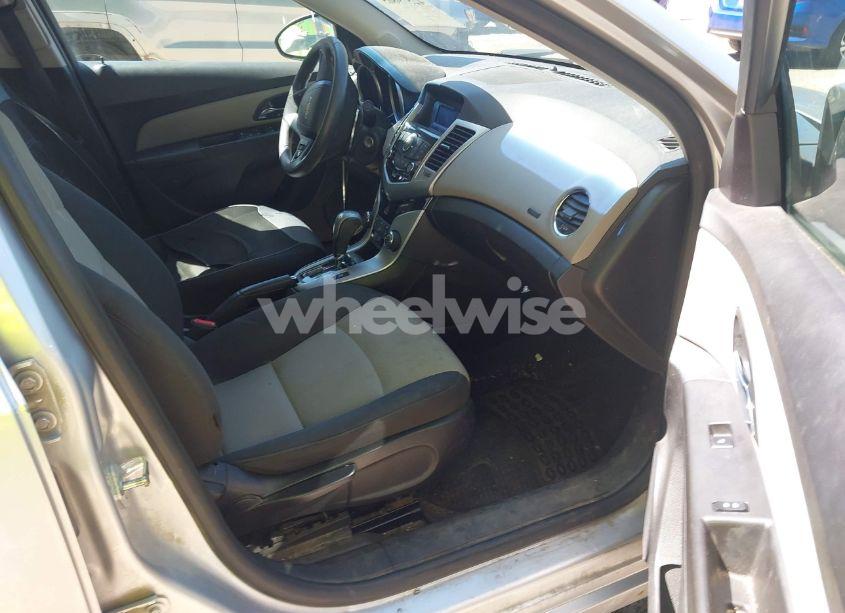 Photo 5 of 2016 Chevrolet Cruze LIMITED LS AUTO (VIN 1G1PC5SH2G7142768)