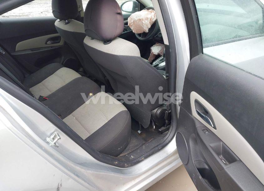 Photo 8 of 2016 Chevrolet Cruze LIMITED LS AUTO (VIN 1G1PC5SH2G7219171)
