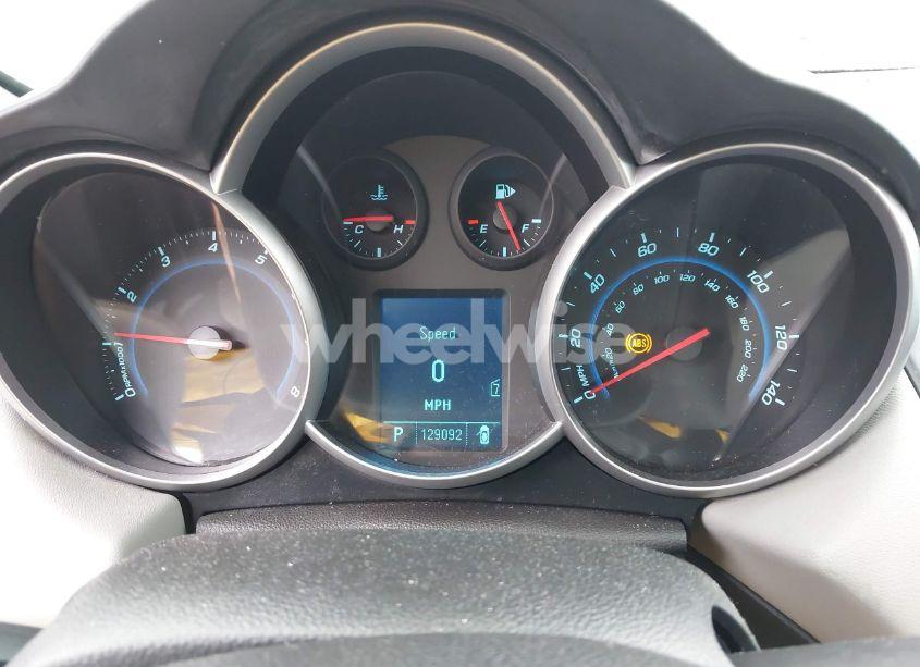 Photo 7 of 2011 Chevrolet Cruze LS (VIN 1G1PC5SH3B7108203)