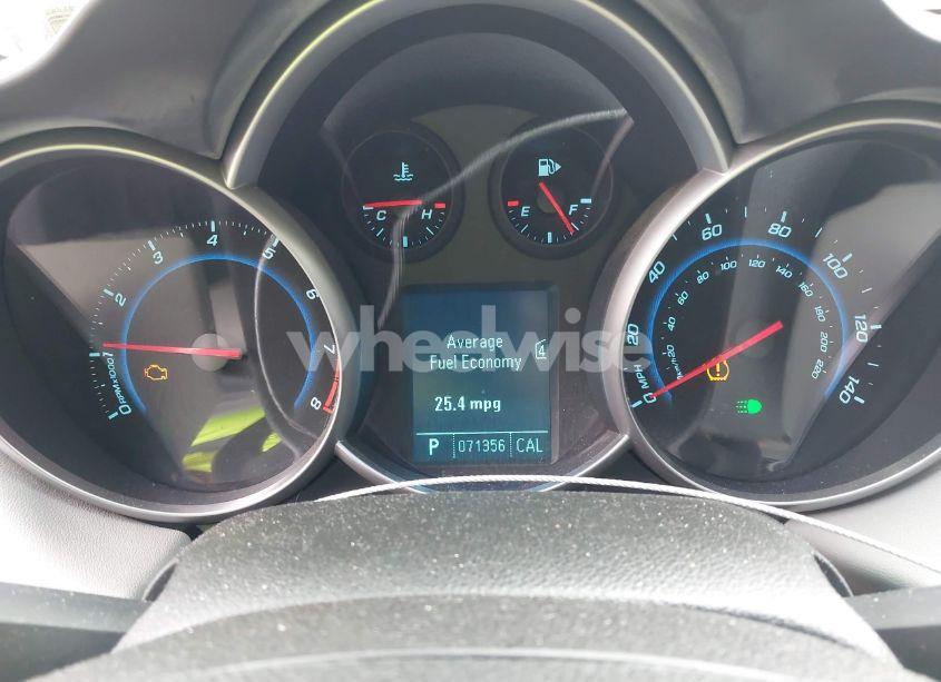 Photo 7 of 2011 Chevrolet Cruze LS (VIN 1G1PC5SH3B7291084)