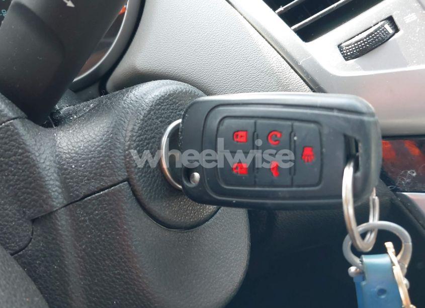 Photo 11 of 2012 Chevrolet Cruze LS (VIN 1G1PC5SH3C7124936)