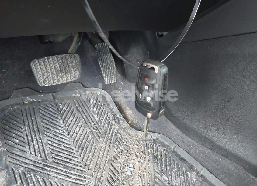 Photo 11 of 2012 Chevrolet Cruze LS (VIN 1G1PC5SH3C7174431)