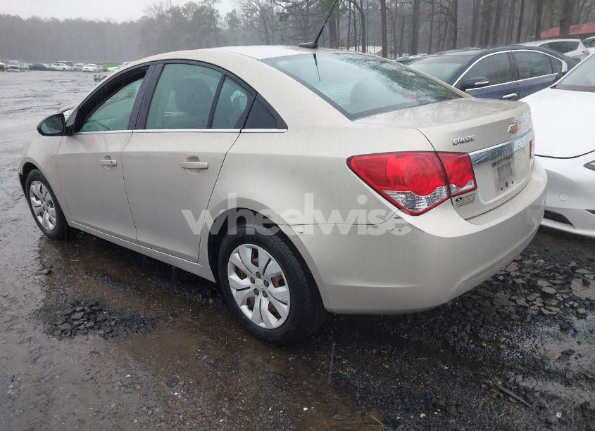 Photo 3 of 2012 Chevrolet Cruze LS (VIN 1G1PC5SH3C7178611)