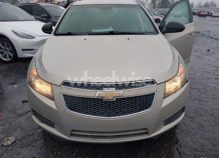 Photo 6 of 2012 Chevrolet Cruze LS (VIN 1G1PC5SH3C7178611)
