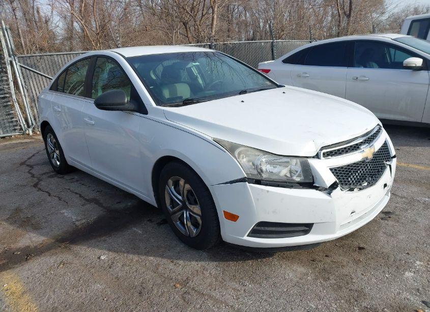 2012 Chevrolet Cruze LS (VIN 1G1PC5SH3C7182528) main photo