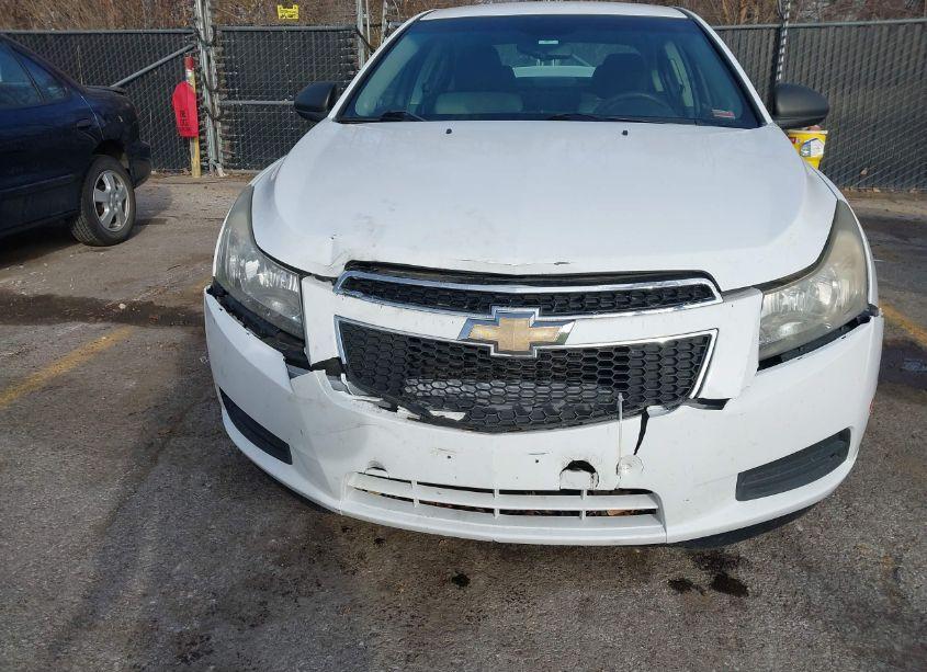Photo 6 of 2012 Chevrolet Cruze LS (VIN 1G1PC5SH3C7182528)