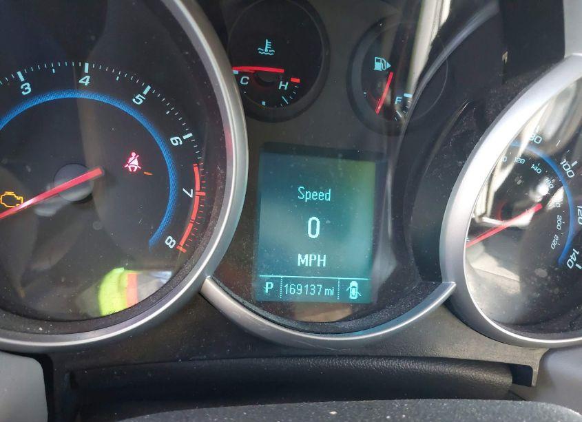 Photo 7 of 2012 Chevrolet Cruze LS (VIN 1G1PC5SH3C7204950)