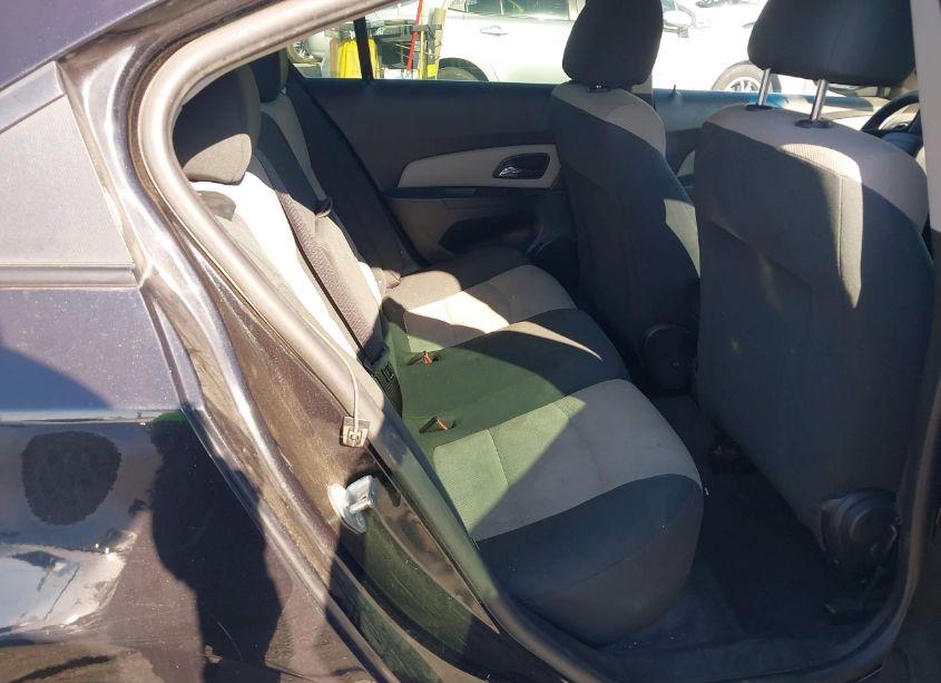 Photo 8 of 2012 Chevrolet Cruze LS (VIN 1G1PC5SH3C7204950)