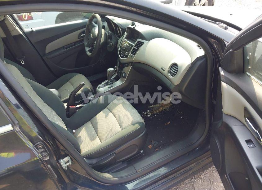 Photo 5 of 2012 Chevrolet Cruze LS (VIN 1G1PC5SH3C7219691)