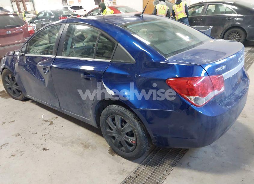 Photo 3 of 2012 Chevrolet Cruze LS (VIN 1G1PC5SH3C7233588)
