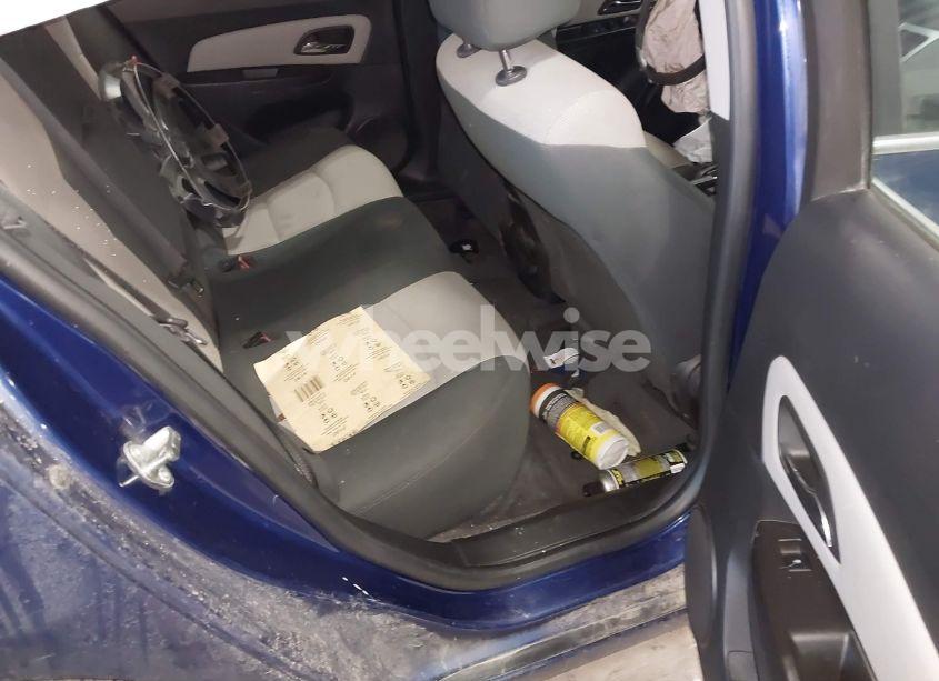 Photo 8 of 2012 Chevrolet Cruze LS (VIN 1G1PC5SH3C7233588)