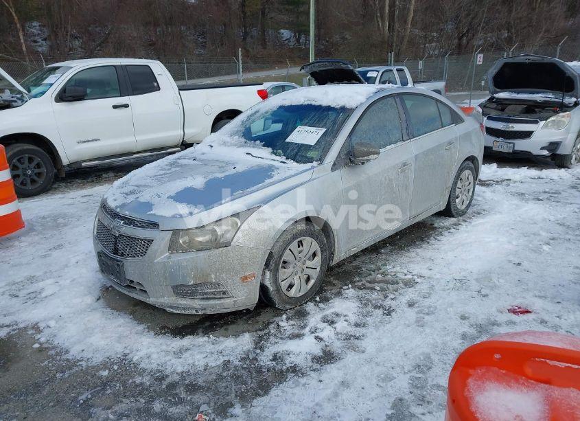 Photo 2 of 2012 Chevrolet Cruze LS (VIN 1G1PC5SH3C7252061)
