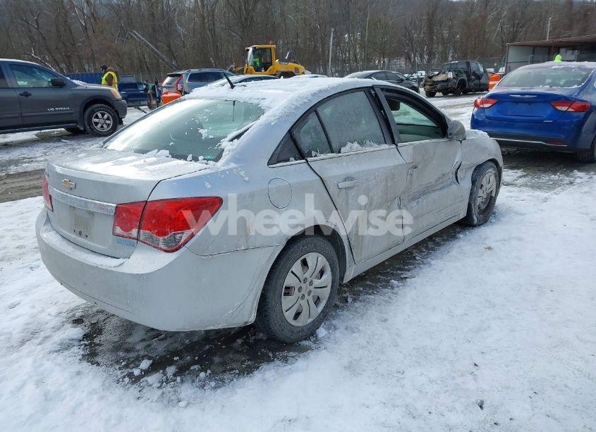 Photo 4 of 2012 Chevrolet Cruze LS (VIN 1G1PC5SH3C7252061)