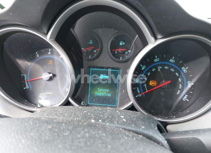 Photo 7 of 2012 Chevrolet Cruze LS (VIN 1G1PC5SH3C7252061)