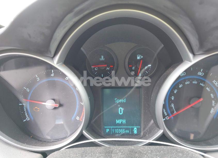 Photo 7 of 2012 Chevrolet Cruze LS (VIN 1G1PC5SH3C7263884)