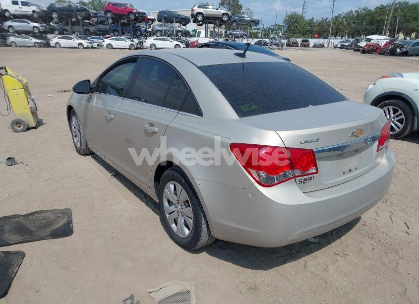 Photo 3 of 2012 Chevrolet Cruze LS (VIN 1G1PC5SH3C7283326)
