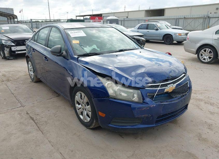 2012 Chevrolet Cruze LS (VIN 1G1PC5SH3C7339149) main photo