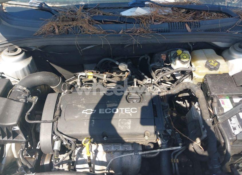 Photo 10 of 2012 Chevrolet Cruze LS (VIN 1G1PC5SH3C7342925)