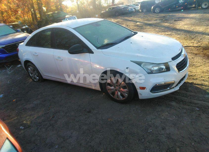 2016 Chevrolet Cruze LIMITED LS AUTO (VIN 1G1PC5SH3G7115806) main photo