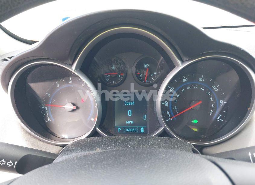 Photo 7 of 2011 Chevrolet Cruze LS (VIN 1G1PC5SH4B7117380)