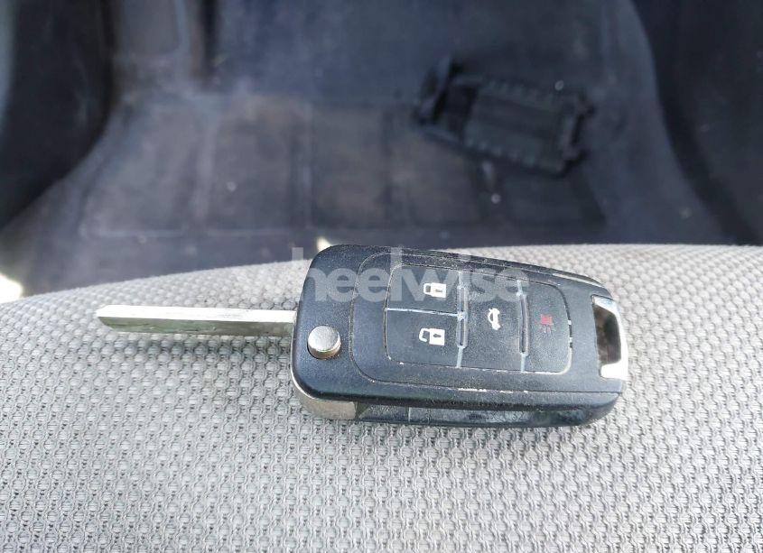 Photo 11 of 2012 Chevrolet Cruze LS (VIN 1G1PC5SH4C7116571)