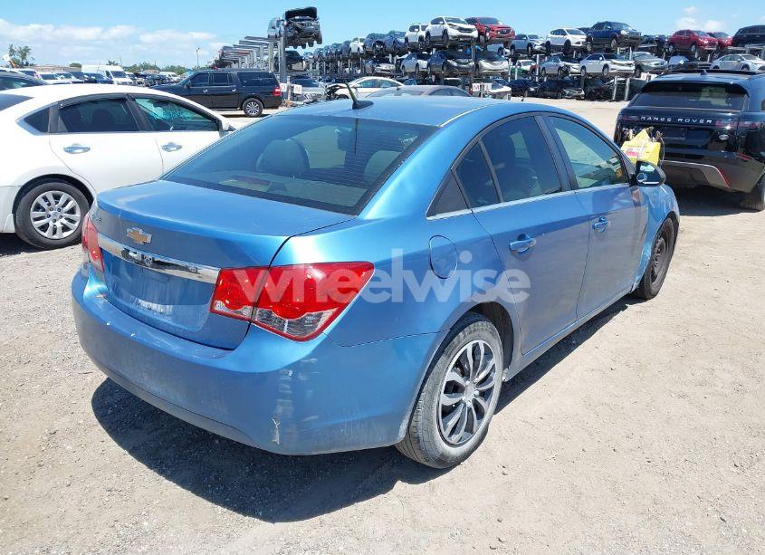 Photo 4 of 2012 Chevrolet Cruze LS (VIN 1G1PC5SH4C7116571)